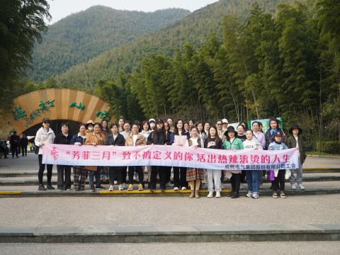 “青春如你，，，，，，不被界说” —— 致敬活出热辣滚烫人生的你