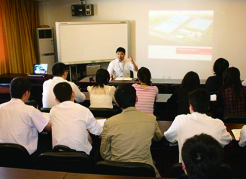 维多利亚老品牌vic(集团)官方网站